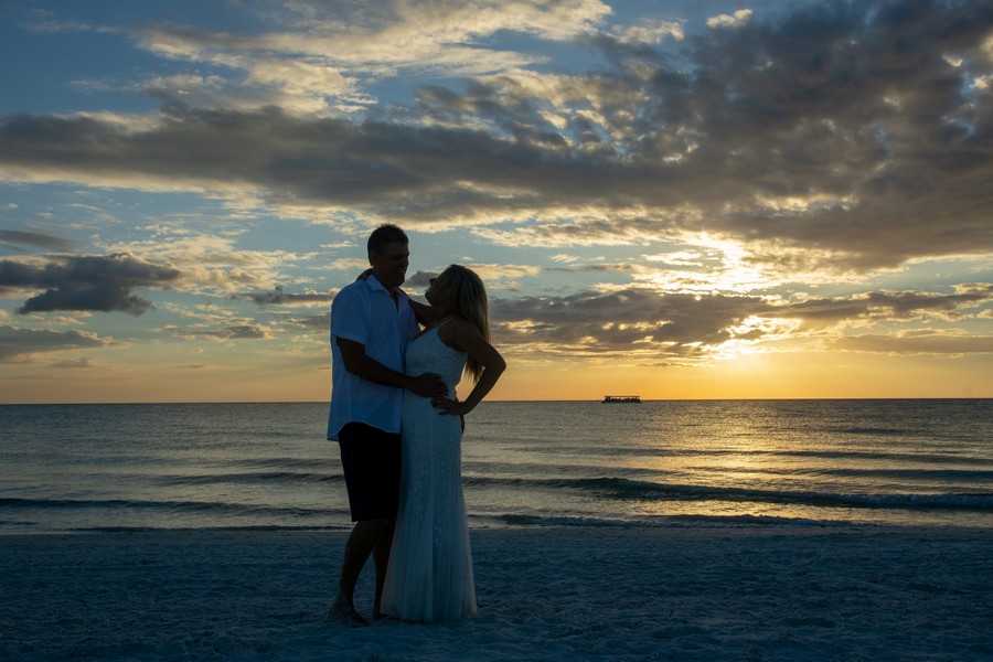 couples photo session on Indian Shores